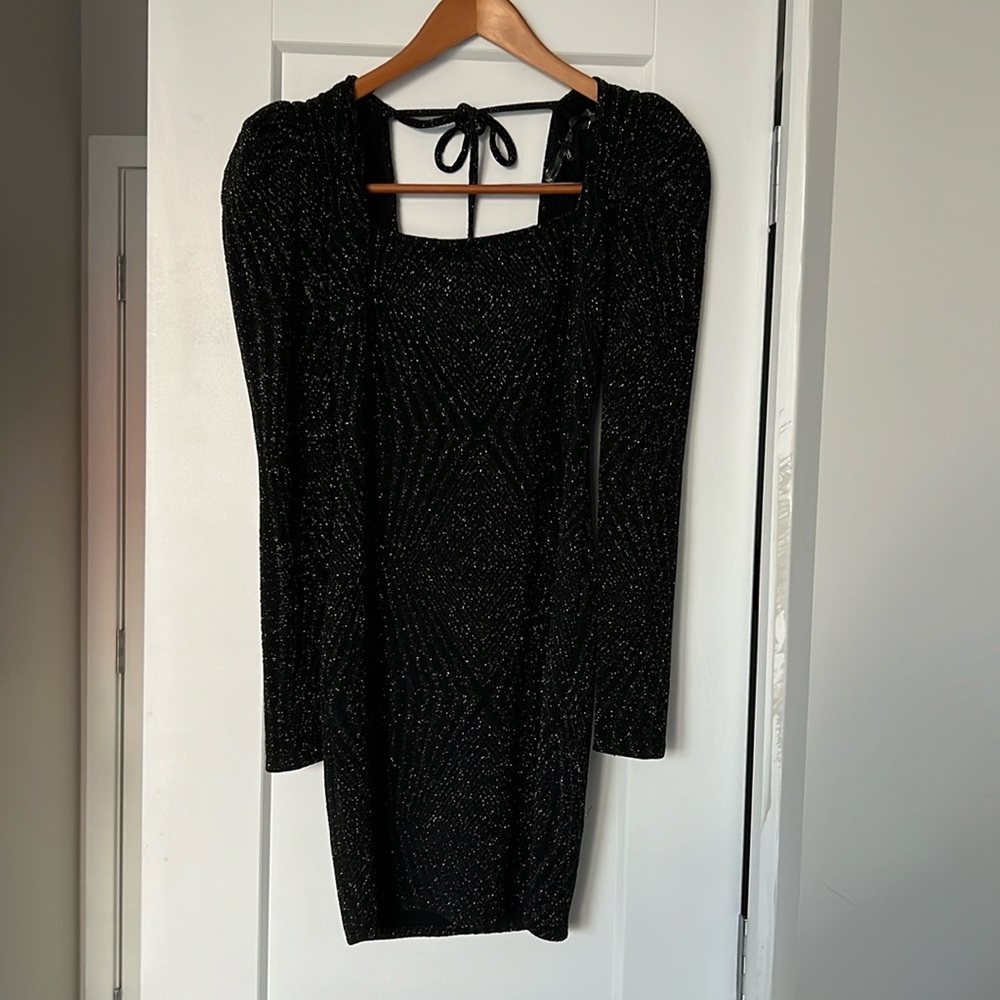 Brand NEW with tag! Trixxi Long Sleeve Dress, Black, Size Small